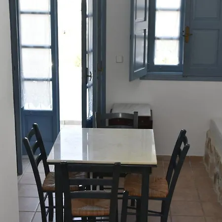 Patmos Cute Seafront Escape For 3 Apartment *