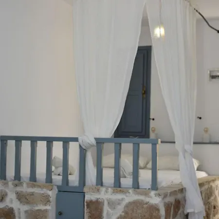 Patmos Cute Seafront Escape For 3