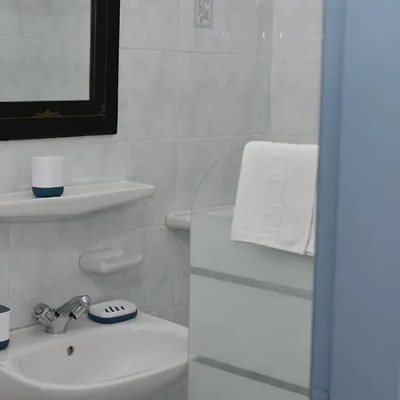 Patmos Cute Seafront Escape For 3 *